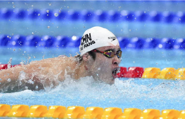 Qingdao Swimmers Zhang Zhanshuo and Xu Fang Shine at Asian Games, Winning Gold on the Same Day